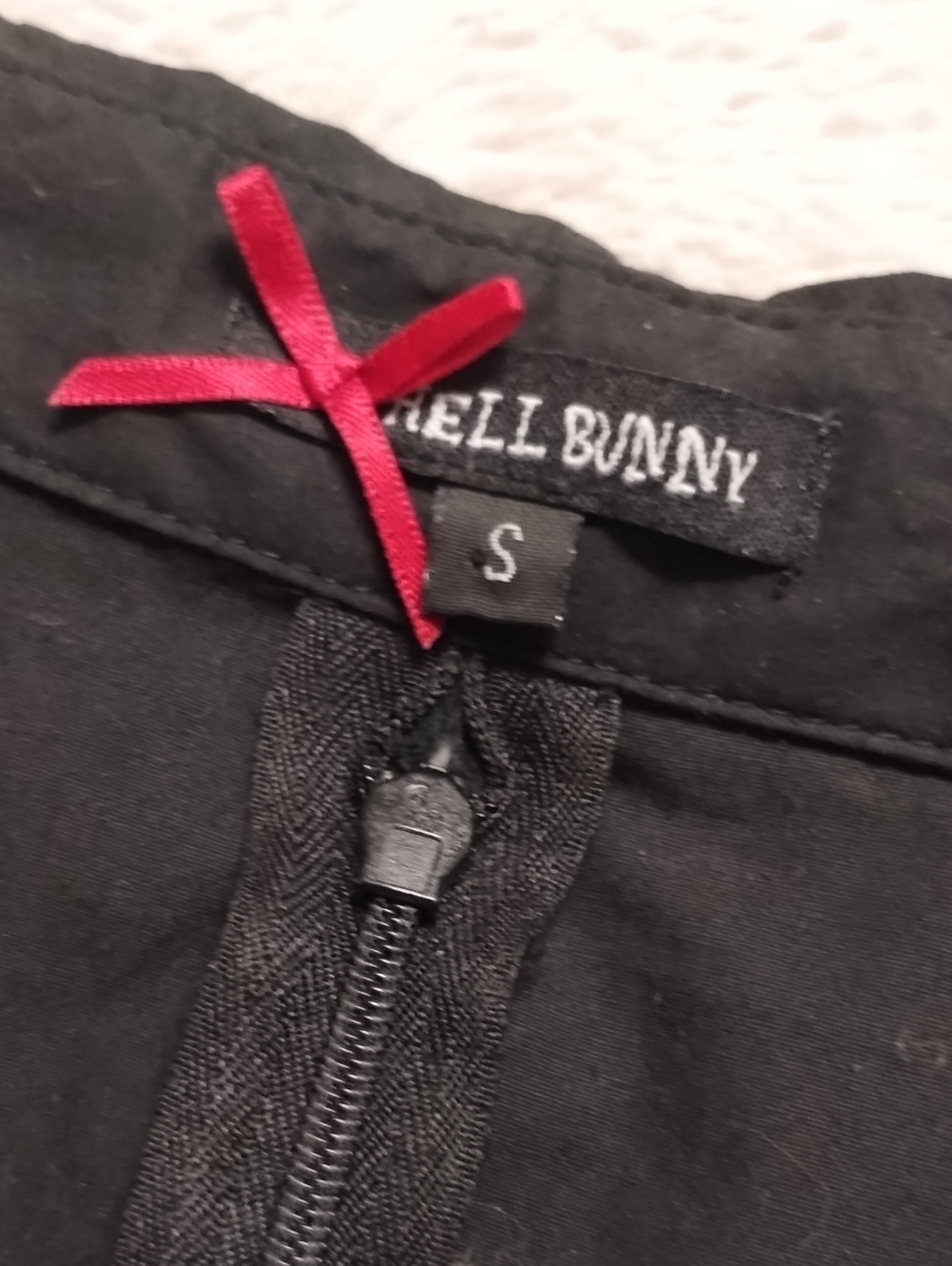 ❤️ Hell Bunny Black Midi Dress with Red Heart Embroidery ❤️ - Picture 4 of 6
